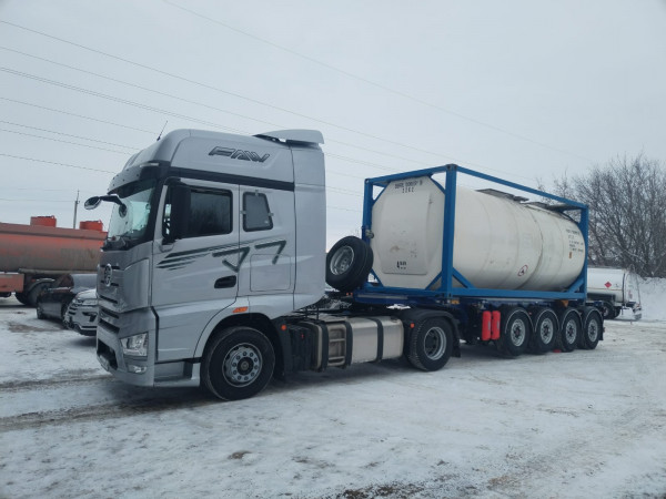 Грузоперевозки танк контейнером с грузоподъемностью 28 тонн